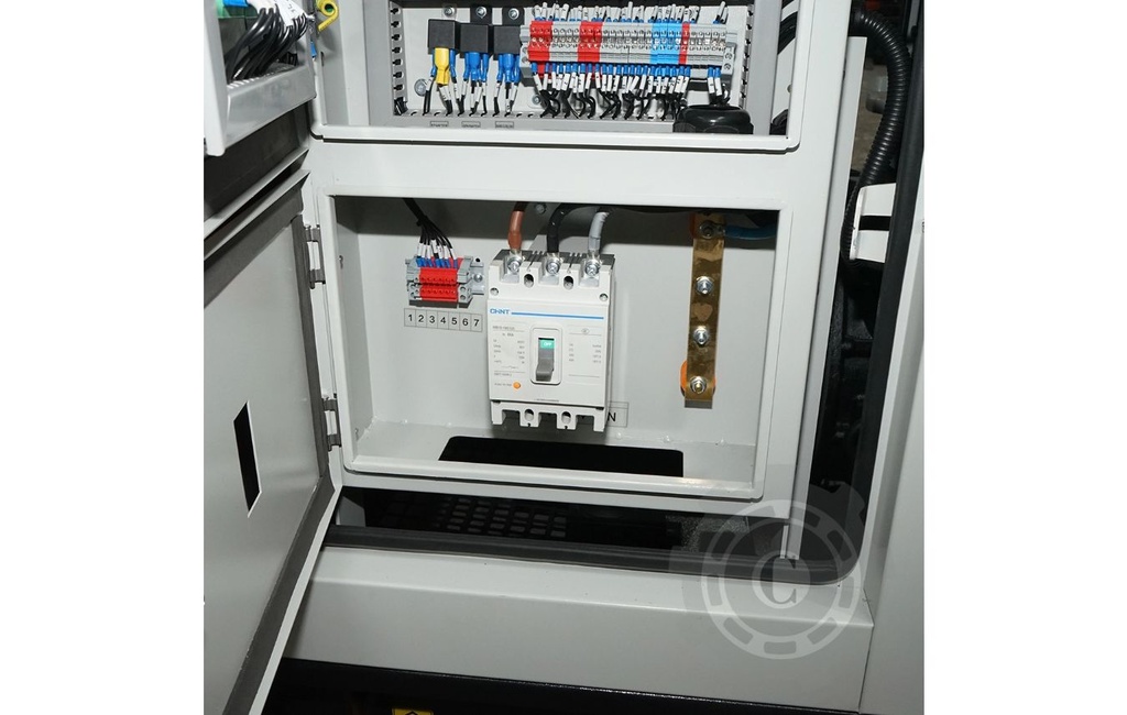 GENERATOR 28KVA CU ATS